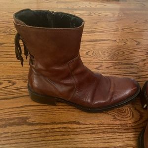 Kenneth Cole Boots